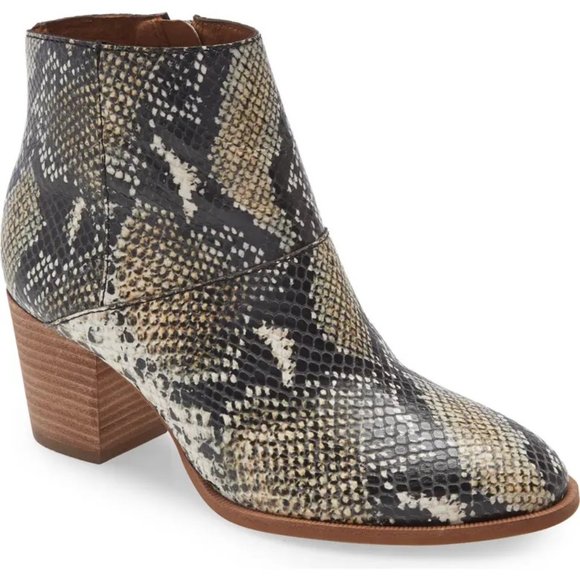 Madewell Shoes - NEW MADEWELL The Rosie Ankle Boot Moonstone - sz 7